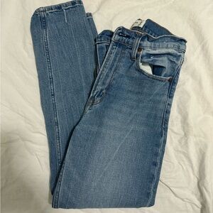 Abercrombie High Rise Mom Jean